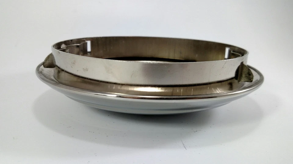 Tapacubos único para camioneta Ford 1934 con logotipo V8 rueda de un anillo Foto 4 de 4