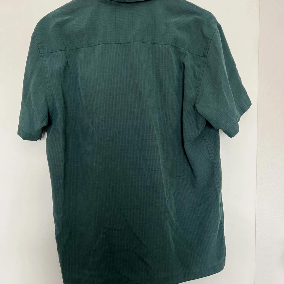 Alfani Shirt Mens Large Green Soft Button 54% Rayon 46% Polyester Short Sleeve - Image 2 of 4