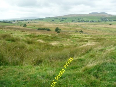 Foto 12x8 Old Delf on Gregory, Newby Green Close\/SD7269 Humps and bumps c2016