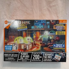 STEM Toy, Hexbug Junk Bots Factory Collection 2 Robots Included 10 Levels