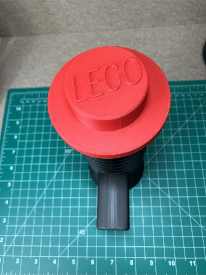 3D 打印巨大乐高爆破器粉丝艺术星球大战 — 第 2/4 张图片