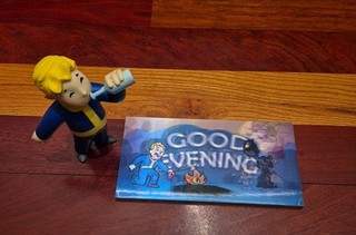 Fallout 76 Vault Boy Vinyl Figure Nuka Cola And Lenticular Good Morning Sign