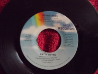 Patty Smith - No mistakes / River of love     US MCA 45