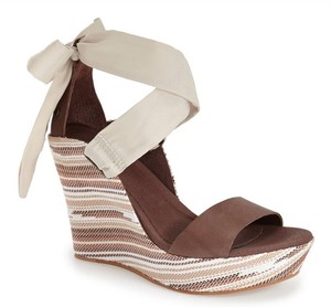 ugg jules wedges