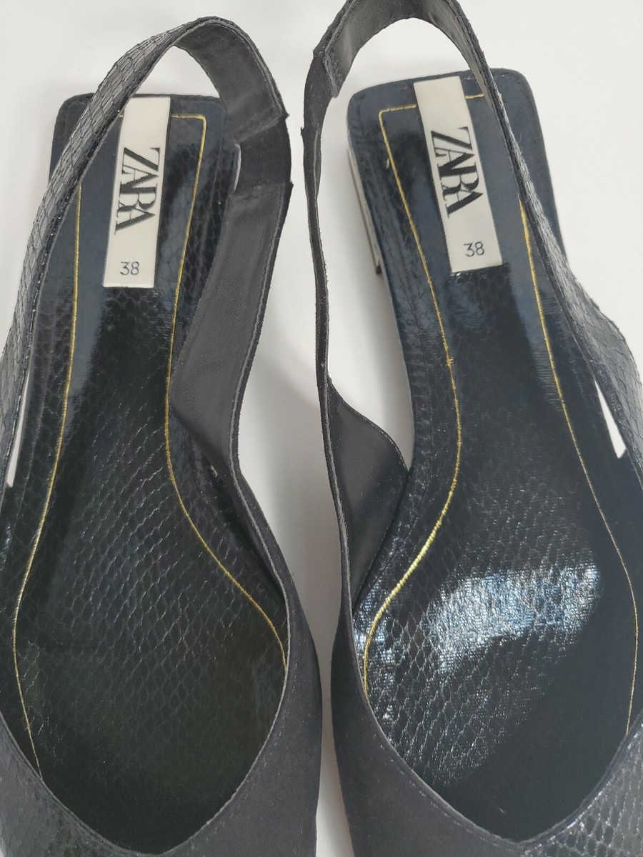 Zara woman Black Snakeskin pattern faux leather Strappy Flat