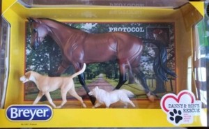 BREYER Protocol #1807 Gift Set strapless mold dog NEW NIB