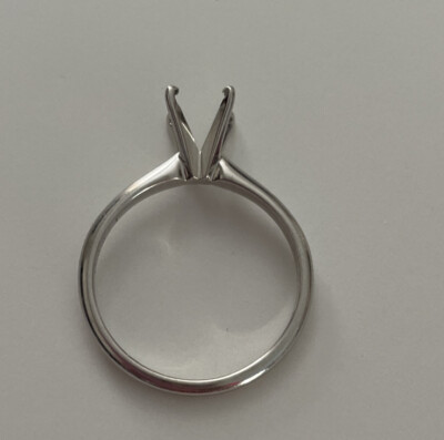 magic glo 14k white gold (size 6.5) 1CT stone (stone not included, Band only)