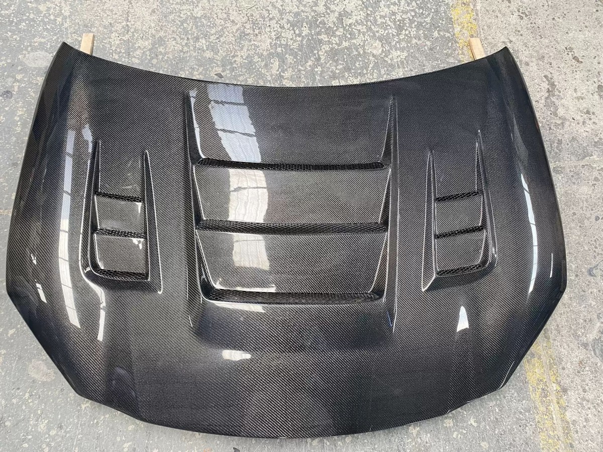 新品 NEW HUMBIE HOOD LEO 2022-2023 Toyota 86 / Subaru BRZ Carbon Creations OEM Look