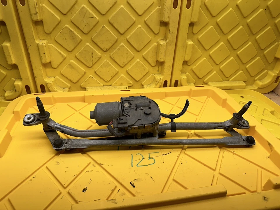 Audi Q5 2009-2016 limpiaparabrisas delantero acoplamiento con motor 8R1955023D OEM Foto 2 de 4