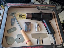Milwaukee Corded Electric Heat Gun 1220 with 3 nozzle attachments and scraper