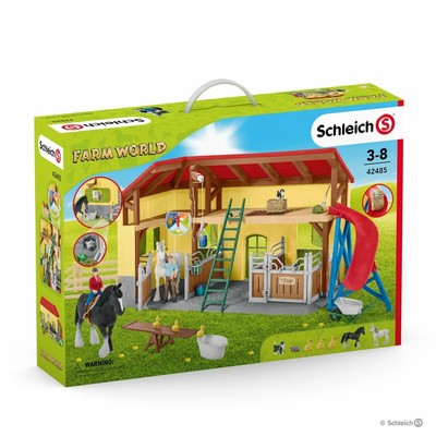 schleich stable with accessories