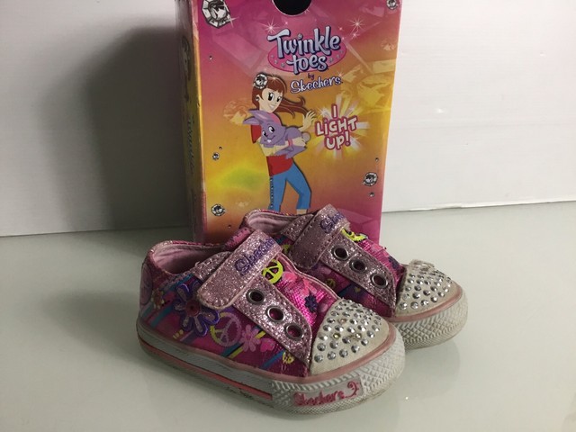twinkle toes skechers uk