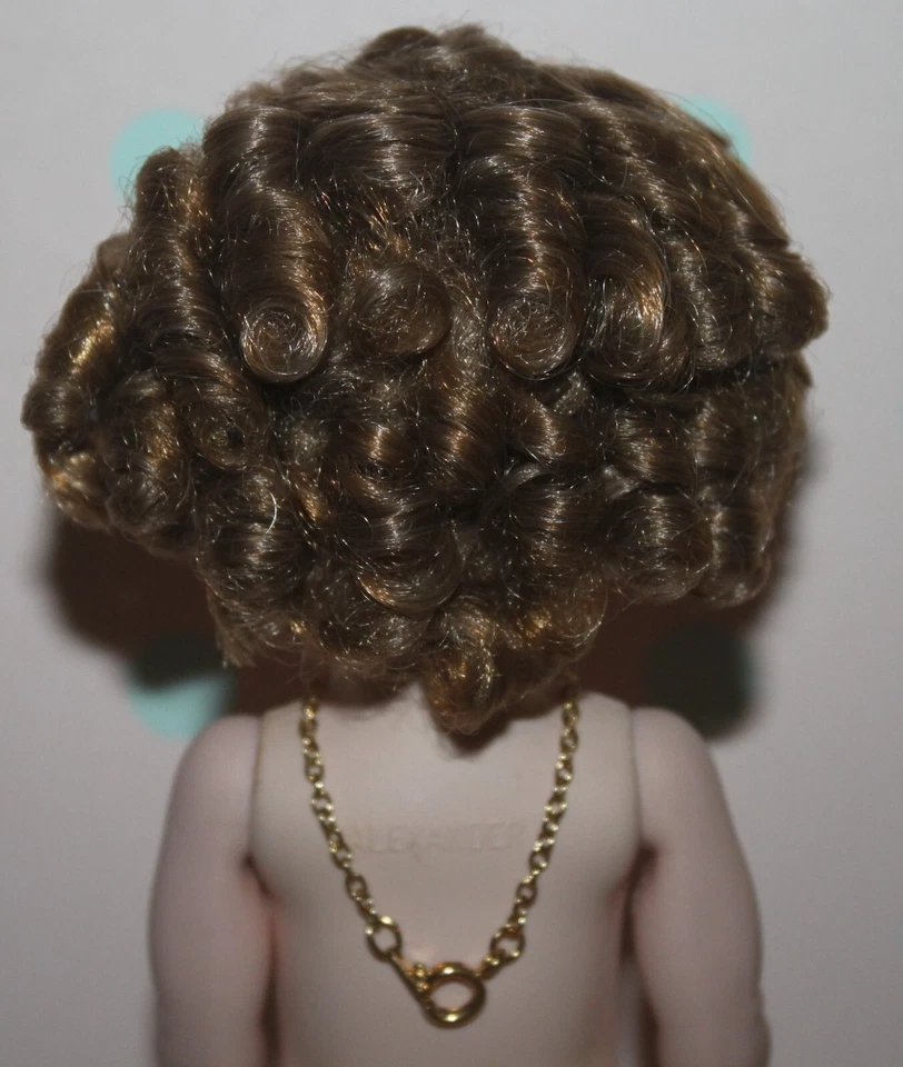 Gargantilha de colar Madame Alexander MA acessório facetado rubi falso (SEM BONECA) - Imagem 2 de 4