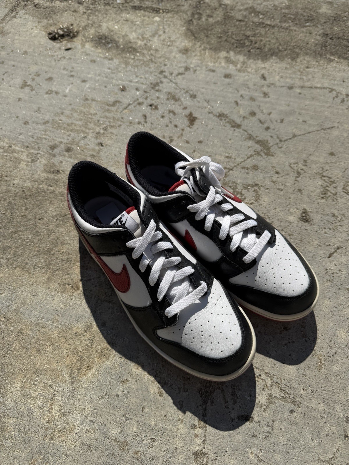Nike Dunk Low Black / White / Red – Size 5Y (Women’s 6.5–7) thumbnail 3