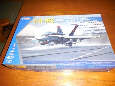 KINETIC F/A - 18 C HORNET 1:48