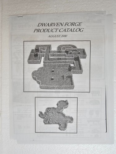 Dwarven Forge Master Maze MM-003 Octagonal Room Set Hand Painted Resin OOP NEW - Picture 8 of 17