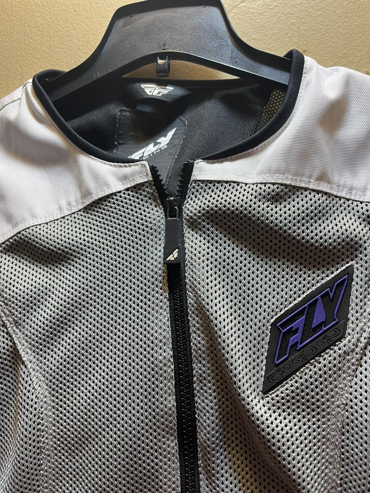 Chaqueta de motocross Fly Racing Flux Air acolchada gris/púrpura para mujer talla L Foto 4 de 4