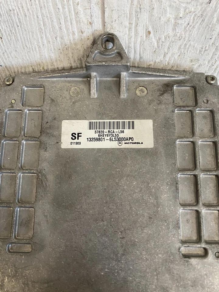 Interruptor de llave de computadora motor ECM 2003 Honda Accord 37820RCAL56 FABRICANTE DE EQUIPOS ORIGINALES Foto 2 de 4