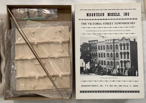 Magnuson Models HO Scale Victoria Street Townhouses NOS Kit M506