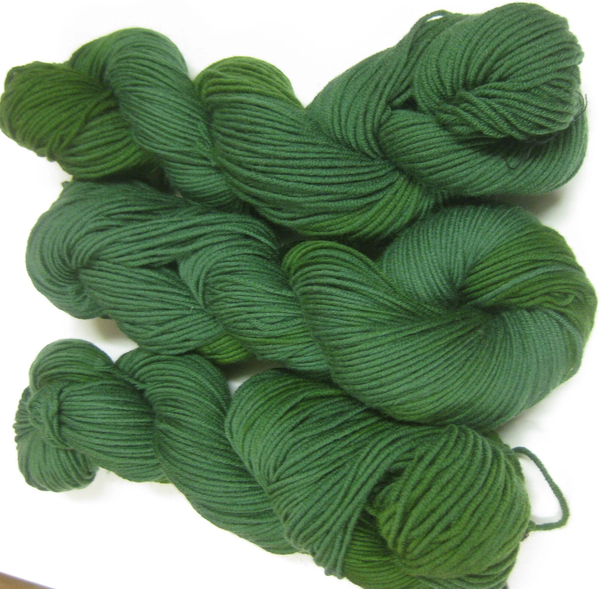CLEARANCE 3x 100gm Aust Merino Wool 8ply Knit Handdyed Yarn Deep Multi Greens