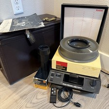 Kodak Carousel 4400 Slide Projector, Transvue 80 Tray, 102-152mm Lens, Plus More