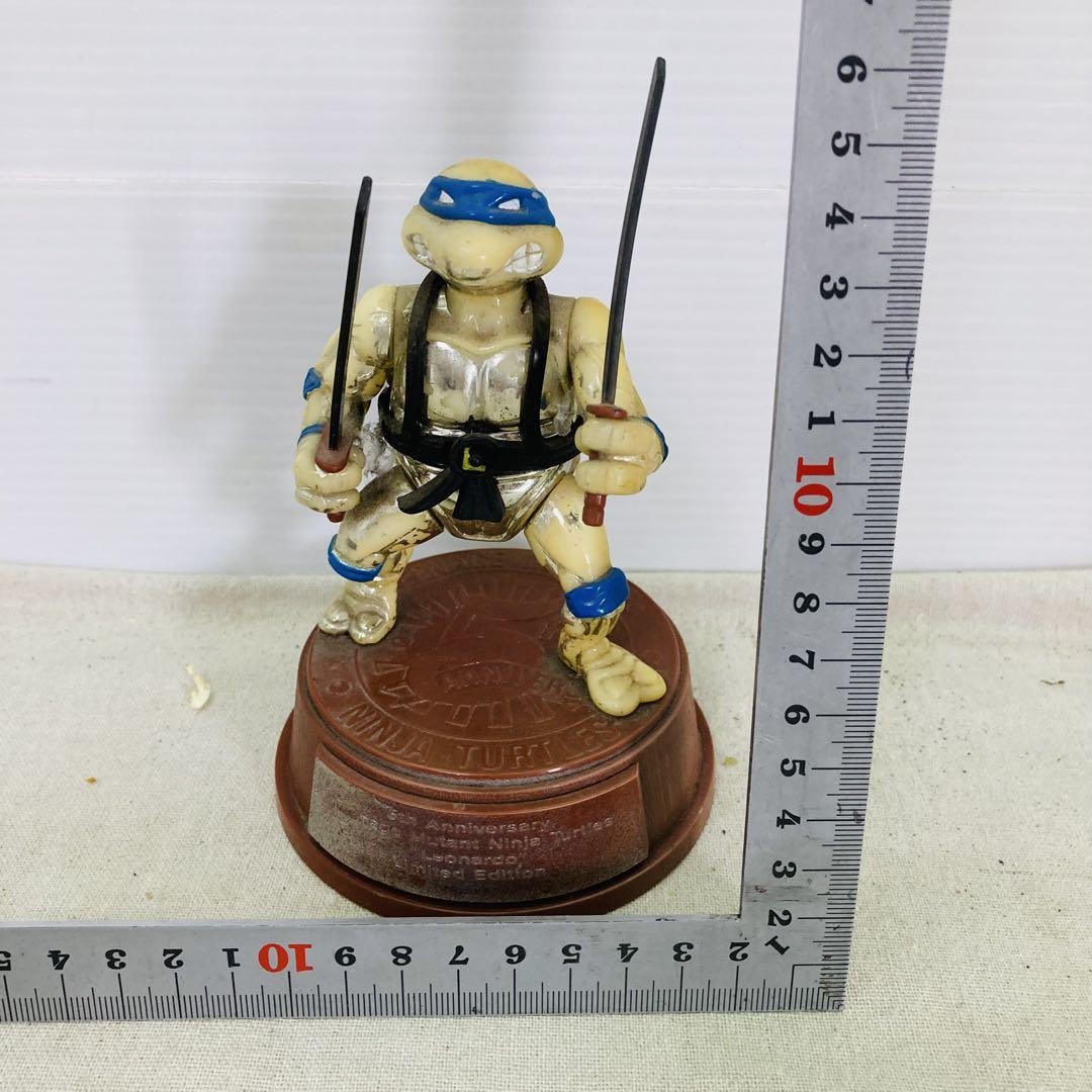 5th Anniversary Limited Edition Rare Ninja Turtles Gold Leonardo