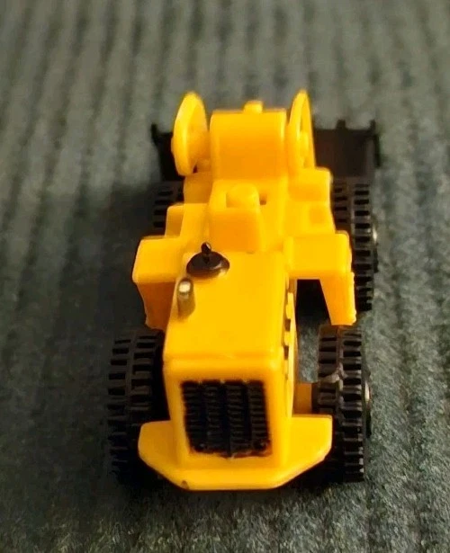 Excavadora de plástico vehículo cargador frontal amarillo 1:64 Foto 4 de 4