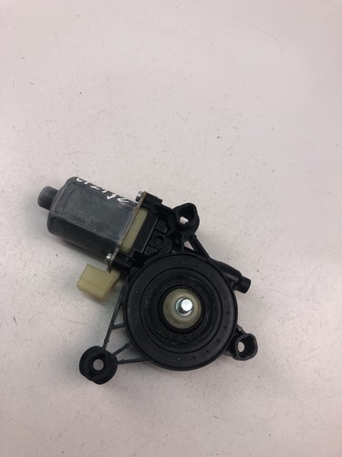 VW GOLF VII 5G1, BQ1, BE1, BE2 Fensterhebermotor vorne rechts 25693463