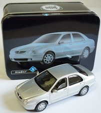 Solido Lancia Lybra Silver 1999 1/43 Tin Box Gift Set
