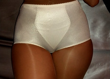 VTG SATIN SHINY SEMI SHEER TEARD DROP SHADOW PANEL PANTIES GIRDLE NOS 30 32"