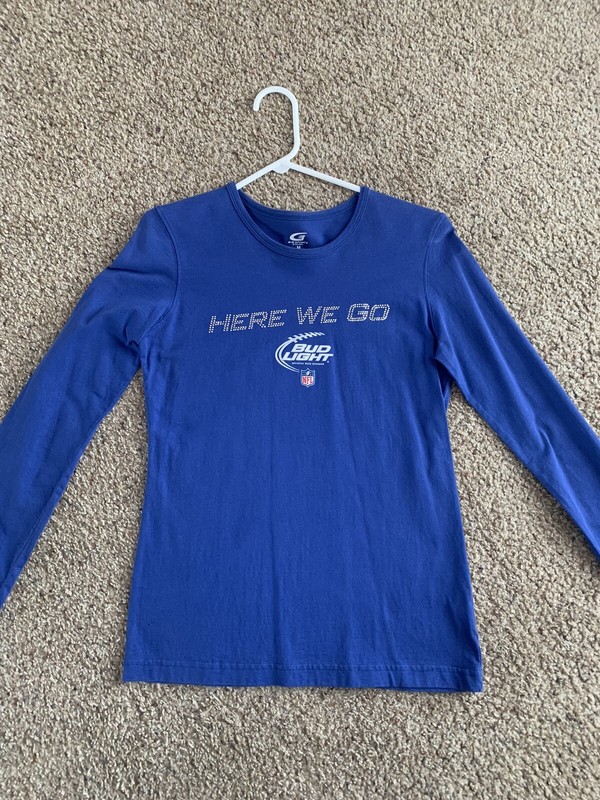 NFL BUD LIGHT, OFFICIAL BEER SPONSOR Ladies’ G-111 T Shirt Size Medium Worn Once