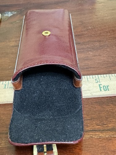 BANG JEUN LEATHER GLASSES CASE - Picture 3 of 3