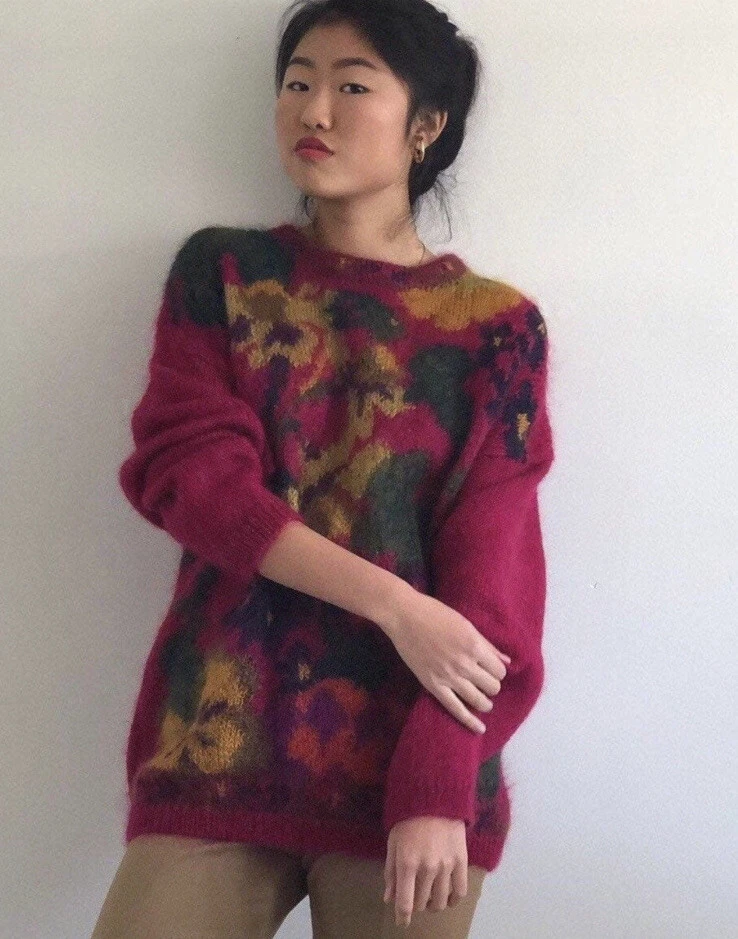 90s mohair sweater / vintage magenta oversized fuzzy floral crewneck hand knit