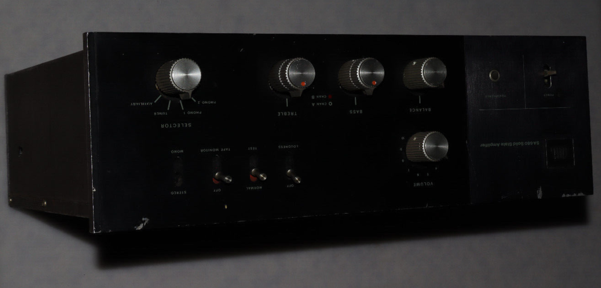 Vintage JBL SA-660 Solid State Amplifier Partially Working Vintage JBL SA-660 Solid State Amplifier Partially Working