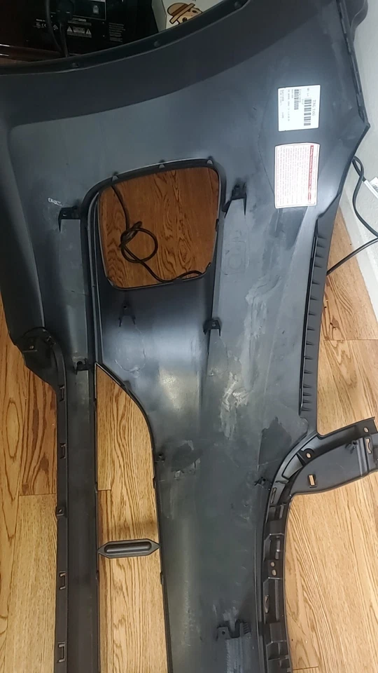 Cubierta de parachoques delantero Kia Sedona 2015-2016 86511-A9000 OEM Foto 3 de 4