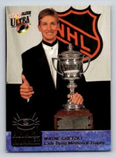 1992-93 Ultra Award Winners #6 Wayne Gretzky (ref 177719)
