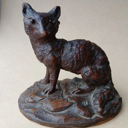 Victorian Black Forest Wood Hand Carved Fox glass eyes C.1890s antique 4 inches