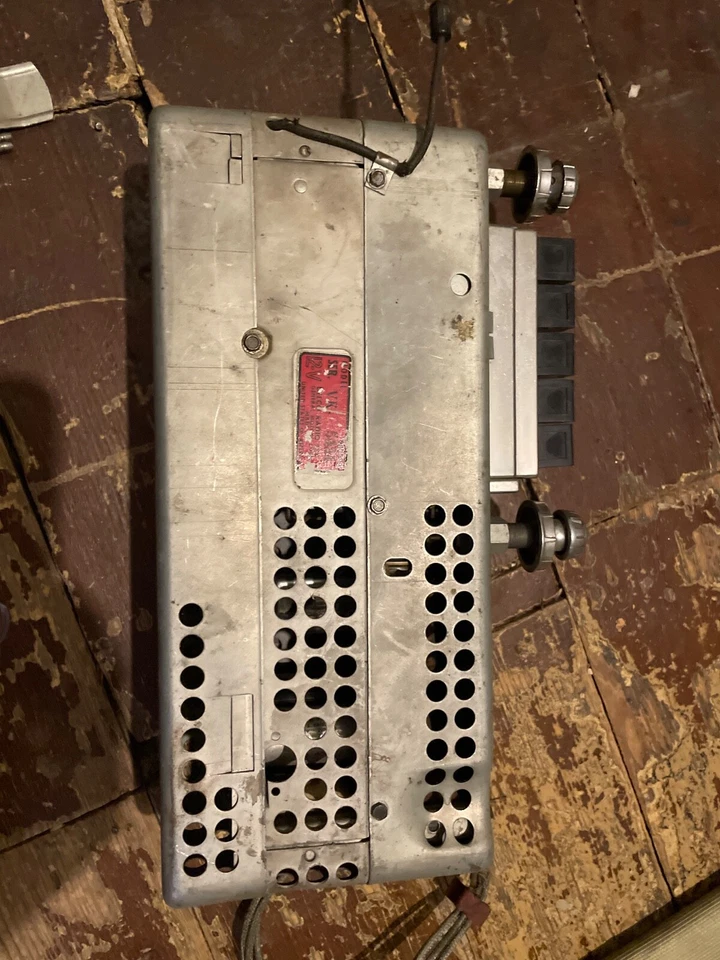 1953-55 Oldsmobile DeLuxe AM Push Button Radio 88 98 Fiesta Delco 982990 Factory - Image 4 of 4