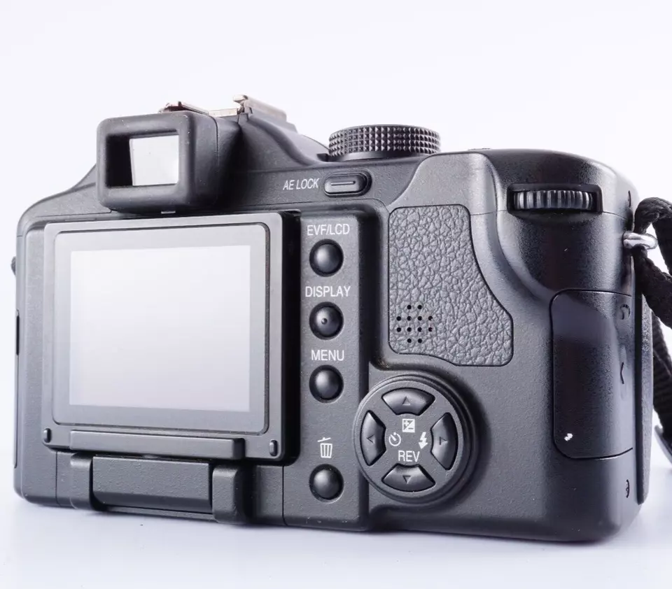 EX+5 Panasonic Lumix DMC-FZ30 Digital Camera 12x Optical Zoom w/ 2GB SD JAPAN - Image 3 of 4