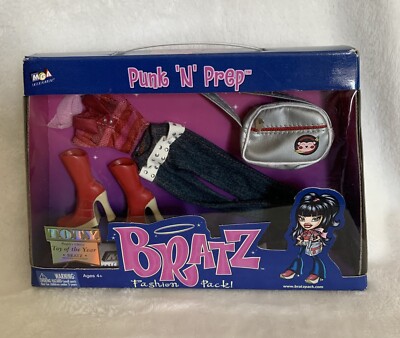 New VTG 2002 MGA Entertainment Bratz Punk N Prep Fashion Pack Clothes & Acc