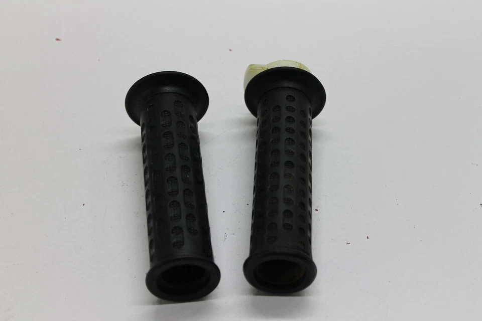 2009 sym rv250 ПРАВЫЙ ЛЕВЫЙ ЗАЖИМ РУЛЬ РУЧКИ ПАРА КОМПЛЕКТ - Изображение 2 из 4