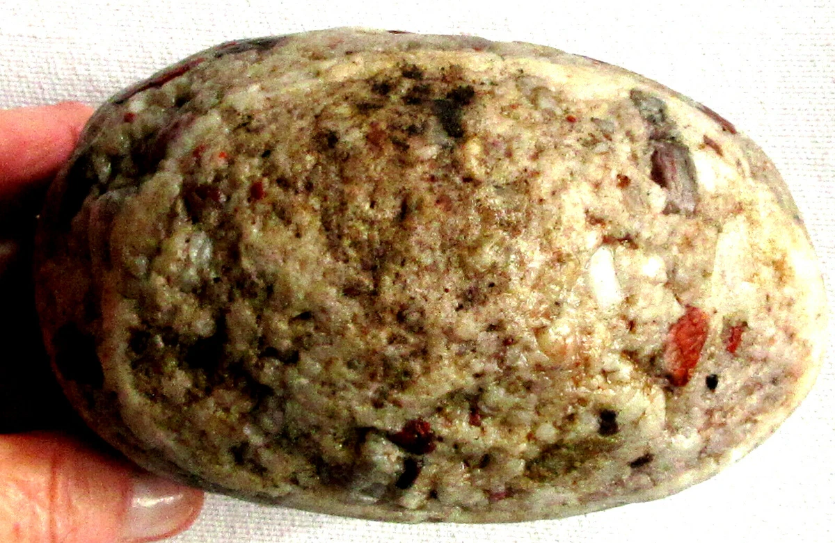 62 kg top in stone