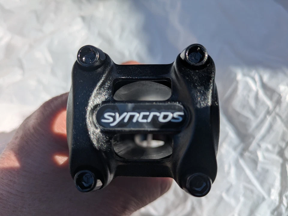 1 1/8 Syncros Anodized Alloy Handlebar Stem 100mm 12 Degree 31.8mm Clamp Black - Image 2 of 4