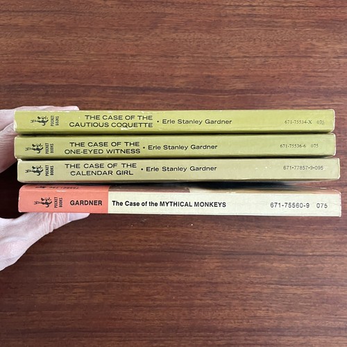 x4 DAMAGED Erle Stanley Gardner Perry Mason Paperbacks Pocket Books - Picture 22 of 22