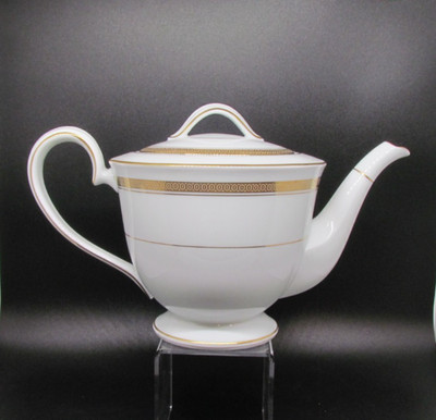 Noritake POMPEII 6678 Teapot 3-Cup 1960's White Porcelain Gold Trim Vintage EUC