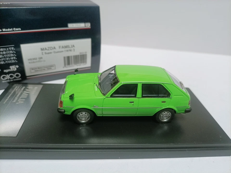 Hi Story 1:43 Mazda 4 puertas sedán personalizado modelo Mazda Familia 1978 verde Foto 2 de 4
