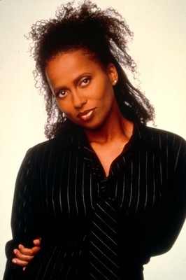 Filmdia Ally McBeal - Lisa Nicole Carson Movie Slide 35mm L41-18-4-4