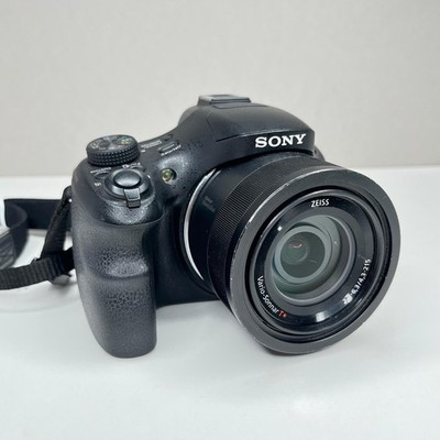 Sony CyberShot DSC-HX400V 20.4MP Zoom 50x Bridge Camera