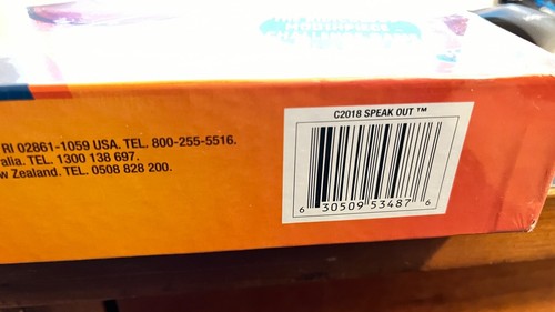 Hasbro C2018079 Speak Out Game Board with 10 Mouthpieces - Picture 3 of 4