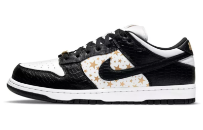 Supreme × Nike SB Dunk Low OG Gold Stars Black DH3228-102
